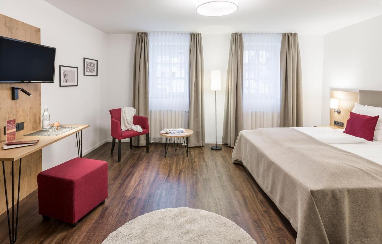 Hotel & Restaurant Lamm Mosbach  Ngoại thất bức ảnh