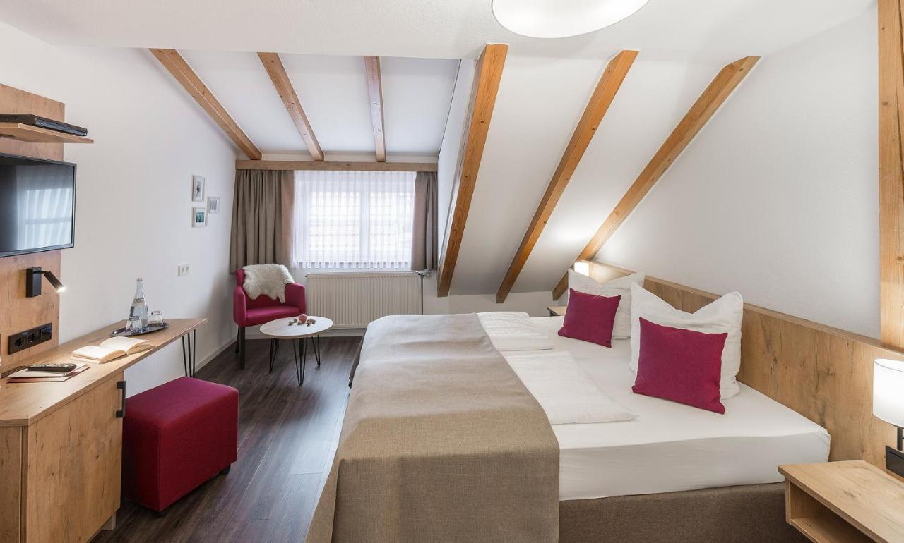 Hotel & Restaurant Lamm Mosbach  Ngoại thất bức ảnh