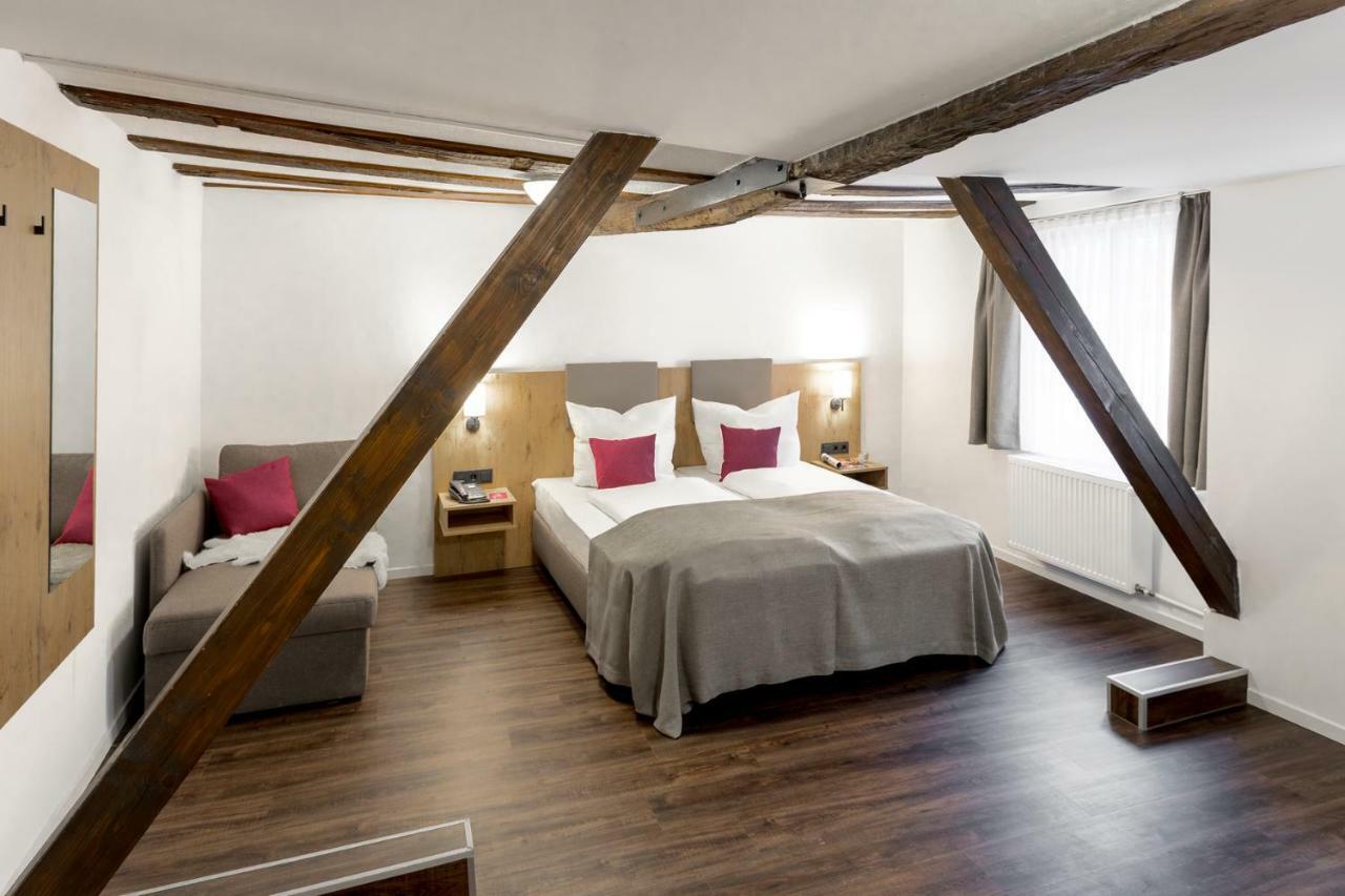 Hotel & Restaurant Lamm Mosbach  Ngoại thất bức ảnh