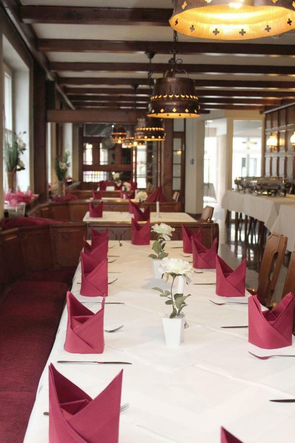 Hotel & Restaurant Lamm Mosbach  Ngoại thất bức ảnh